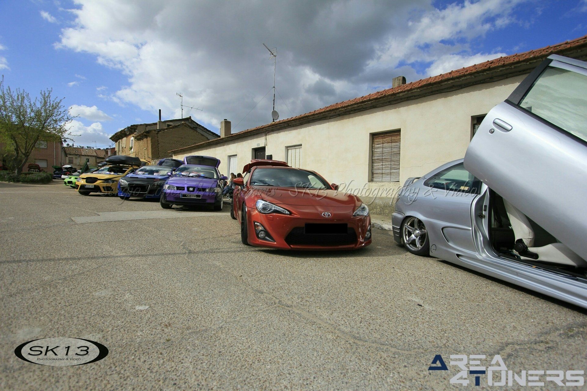 2º Serpituning
Imagen del reportaje revista Tuning Area4tuners.es, concentración de coches Tuning del año 2018 en Castronuevo De Esgueva, Valladolid, España