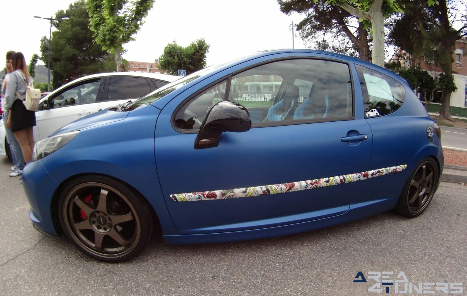 1ª Concentración Tuning Mequinenza
Imagen del reportaje revista Tuning Area4tuners.es, concentración de coches Tuning del año 2018 en Mequinenza, Zaragoza, España