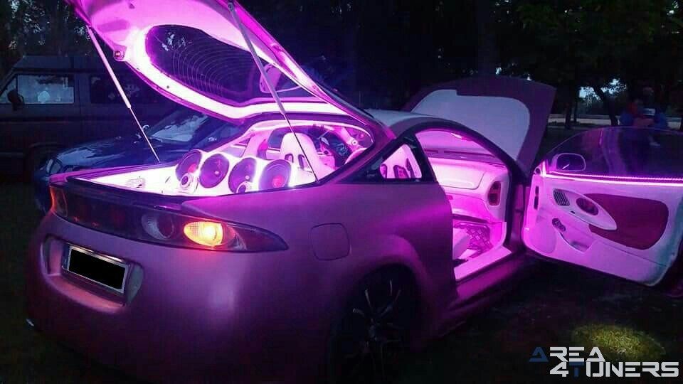 5ª Kdd Santovenia de Pisuerga
Imagen del reportaje revista Tuning Area4tuners.es, concentración de coches Tuning del año 2018 en Santovenia Del Pisuerga, Valladolid, España