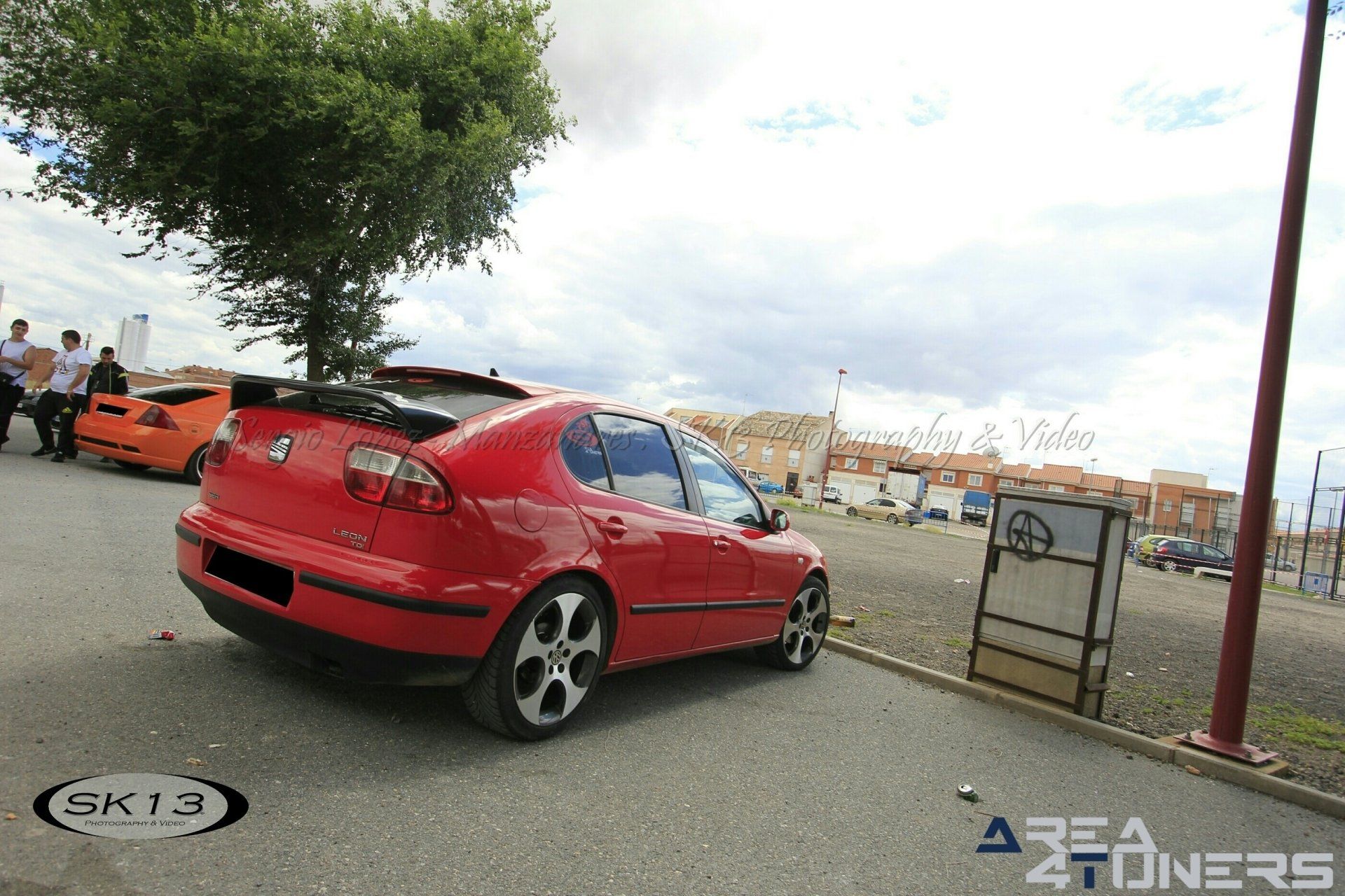 3ª Concentración Tuning Pistones Endemoniados
Imagen del reportaje revista Tuning Area4tuners.es, concentración de coches Tuning del año 2018 en Miguelturra, Ciudad Real, España