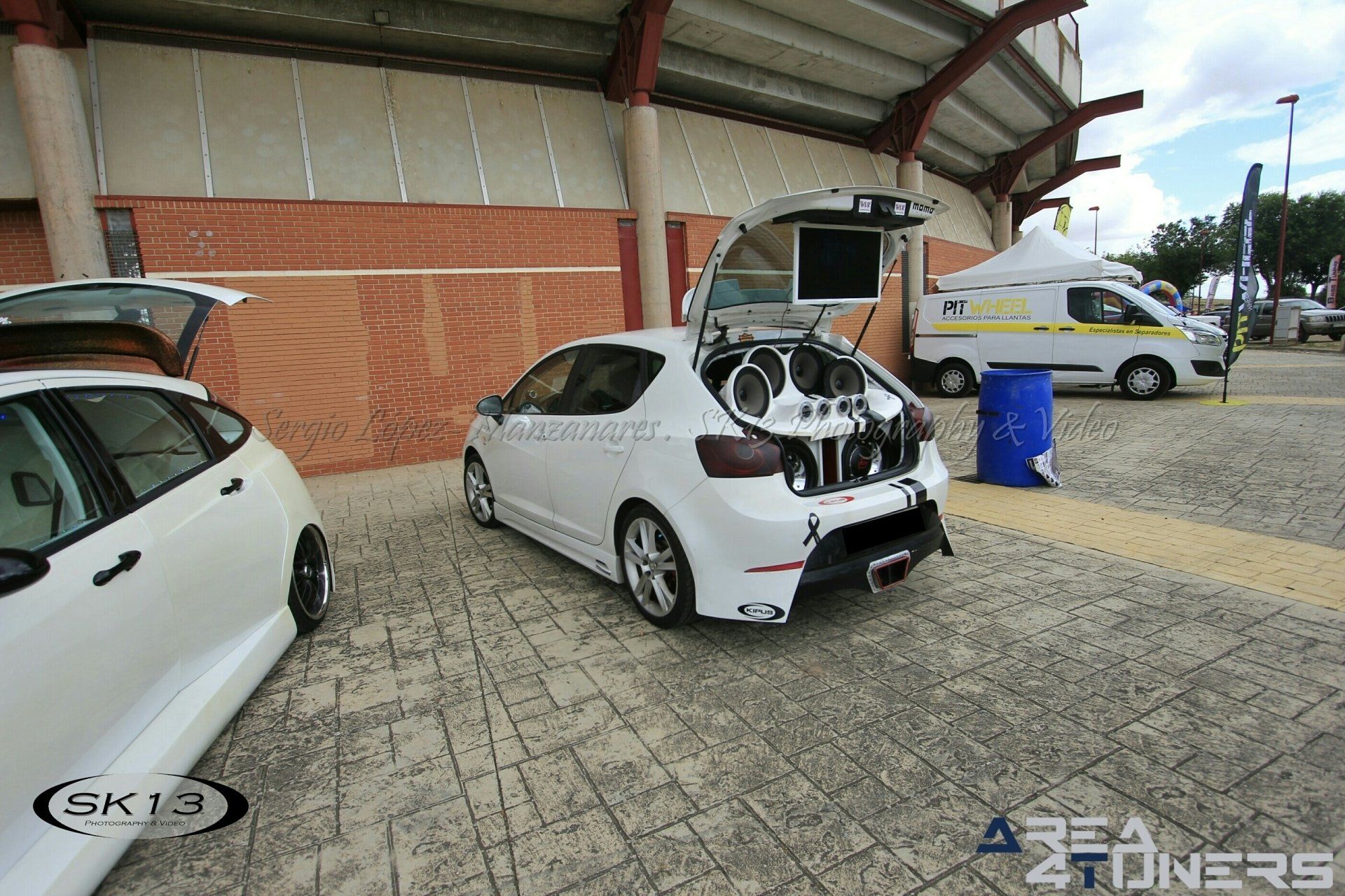 3ª Concentración Tuning Pistones Endemoniados
Imagen del reportaje revista Tuning Area4tuners.es, concentración de coches Tuning del año 2018 en Miguelturra, Ciudad Real, España