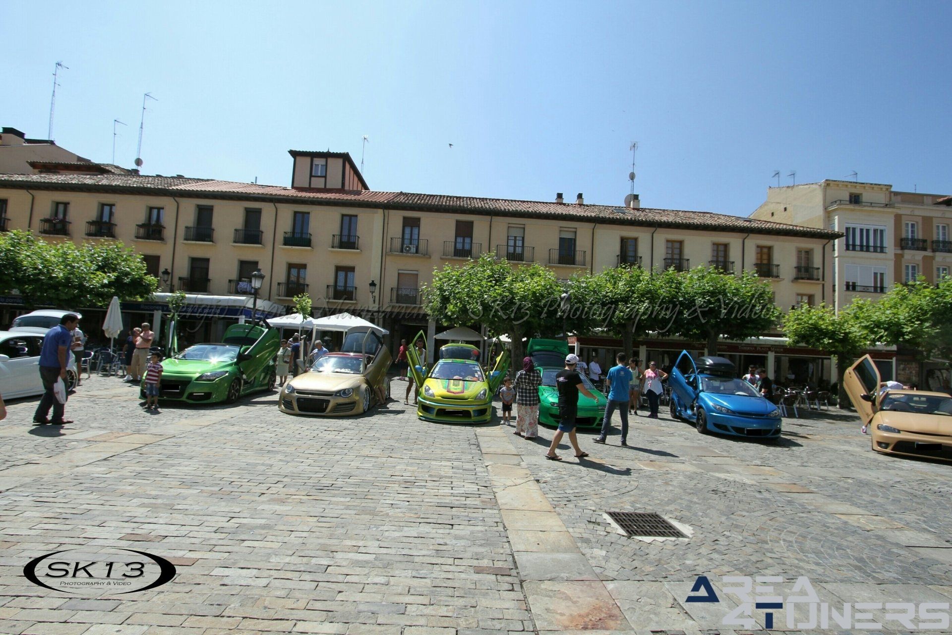5º Little Garage Tuning Show
Imagen del reportaje revista Tuning Area4tuners.es, concentración de coches Tuning del año 2018 en Palencia capital, España