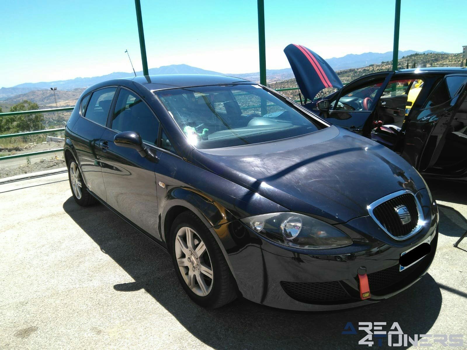 1ª Concentración Tuning Racing Clásicos Casarabonela
Imagen del reportaje revista Tuning Area4tuners.es, concentración de coches Tuning del año 2018 en Casarabonela, Málaga, España