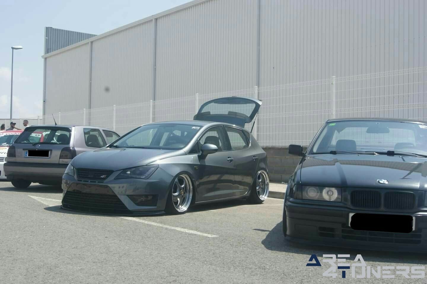 2º Bellvei Tuning Show
Imagen del reportaje revista Tuning Area4tuners.es, concentración de coches Tuning del año 2018 en Bellvei, Tarragona, España