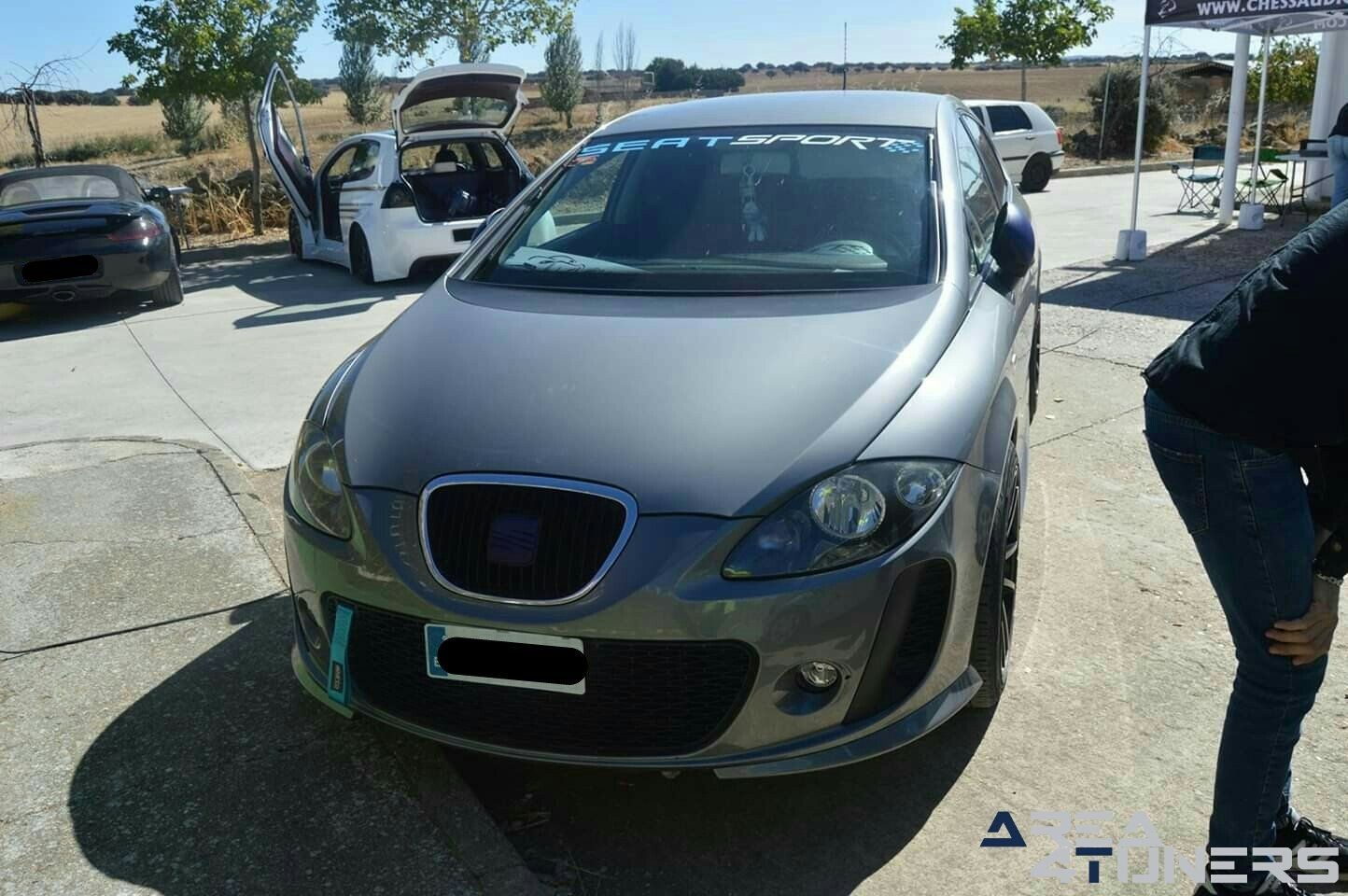 2ª Kdd Tuning Racing Clásicos Aldehuela De La Bóveda
Imagen del reportaje revista Tuning Area4tuners.es, concentración de coches Tuning del año 2018 en Aldehuela De La Bóveda, Salamanca, España