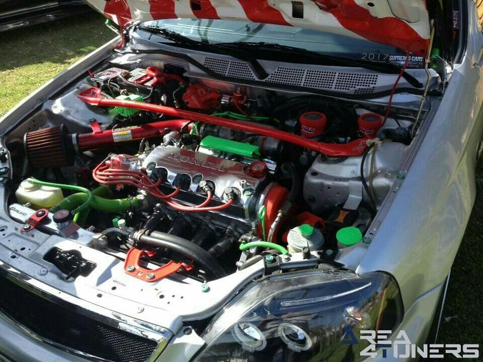 IExpo Tuning Torino 2018
Imagen del reportaje de la revista Tuning Area4tuners.es, de la
concentración de coches Tuning del año 2018 en Turín Italia
