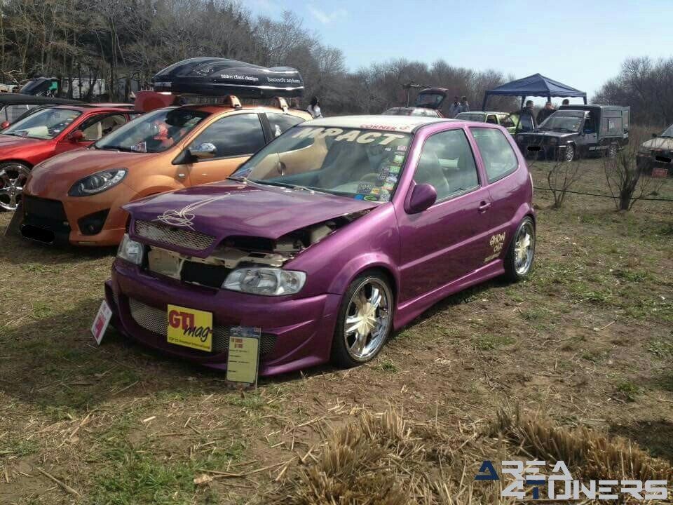 Expo Tuning Torino 2018
Imagen del reportaje de la revista Tuning Area4tuners.es, de la
concentración de coches Tuning del año 2018 en Turín Italia