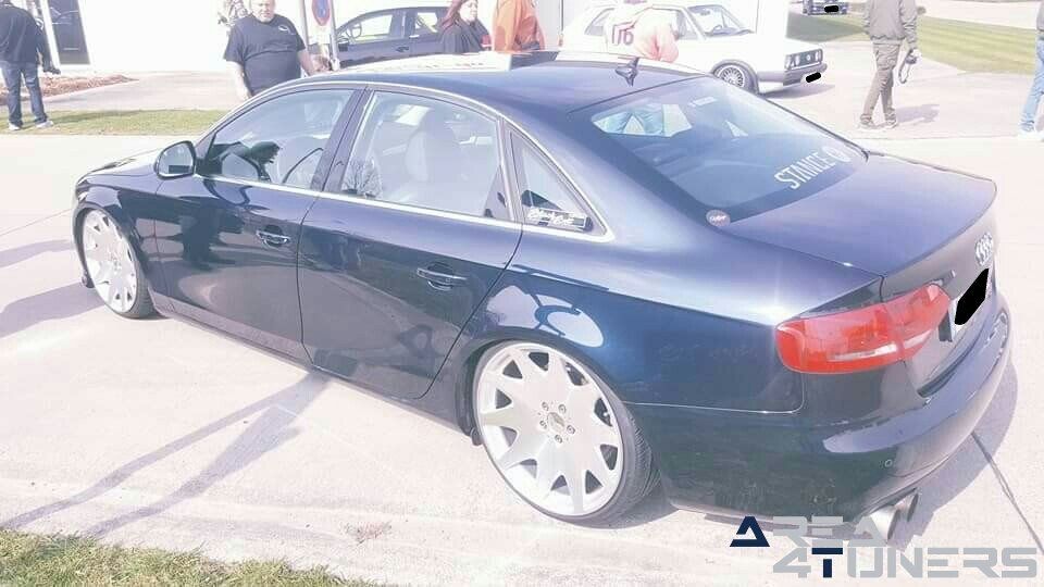 Wanted Edition 8 2k18
Imagen del reportaje de la revista Tuning Area4tuners.es, de la
concentración de coches Tuning del año 2018 en Wingene Bélgica