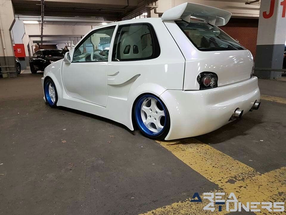 How Tuning Day 15
Imagen del reportaje de la revista Tuning Area4tuners.es, de la
concentración de coches Tuning del año 2018 en Anderlecht Bélgica