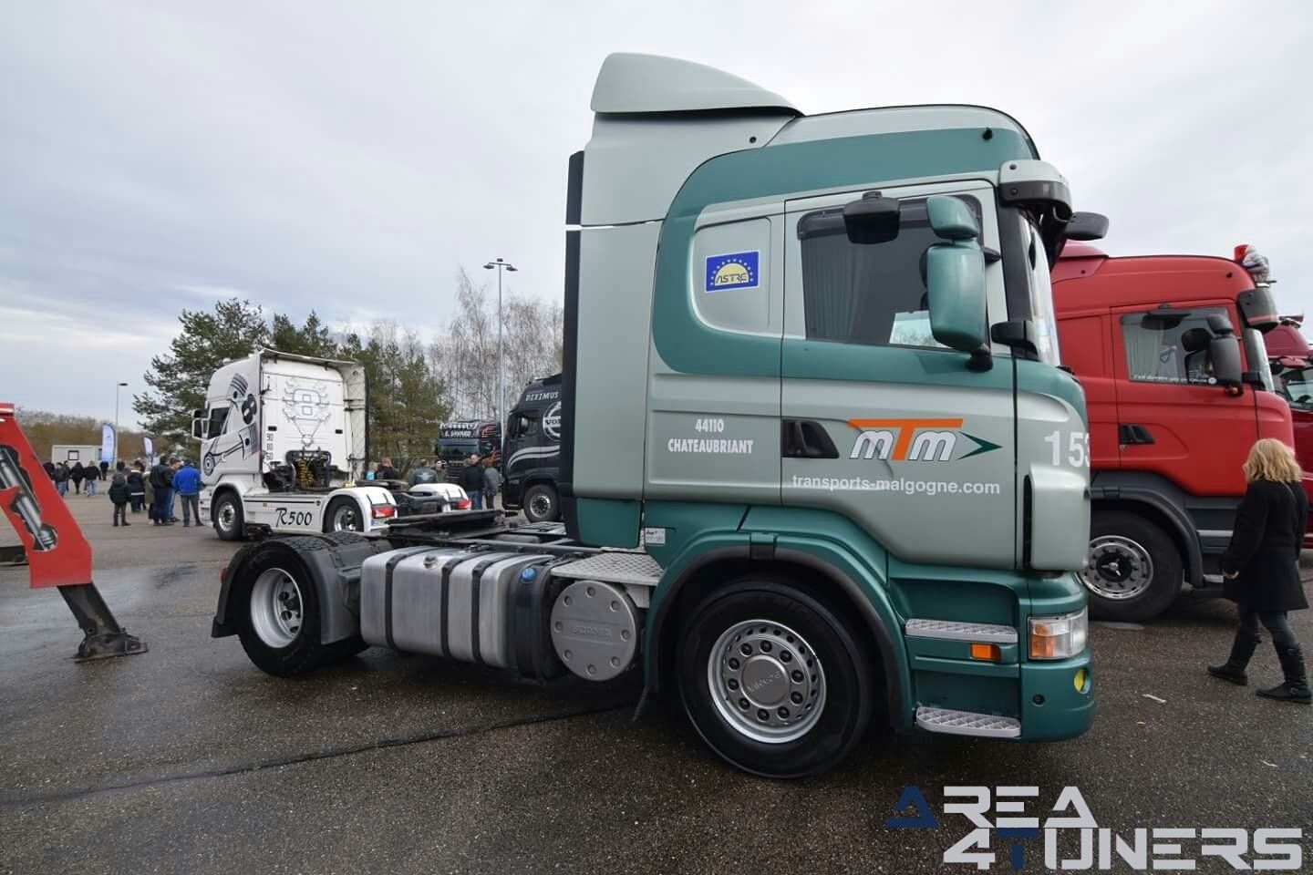 Meeting Tuning Nancy
Imagen del reportaje de la revista Tuning Area4tuners.es, de la
concentración de coches Tuning del año 2018 en Zenith Du Grand Nancy Francia