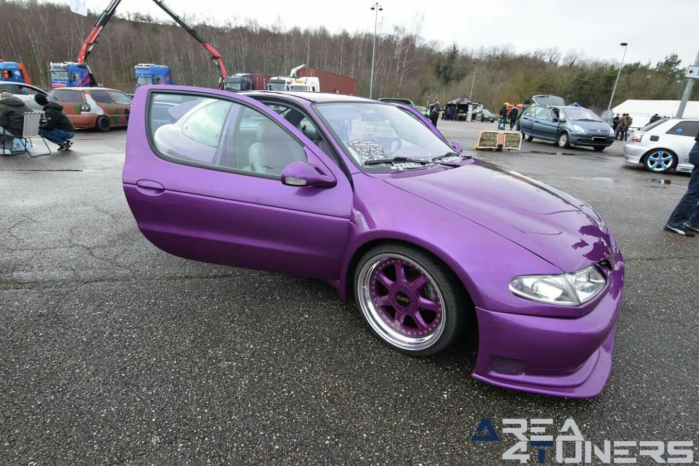 Meeting Tuning Nancy
Imagen del reportaje de la revista Tuning Area4tuners.es, de la
concentración de coches Tuning del año 2018 en Zenith Du Grand Nancy Francia