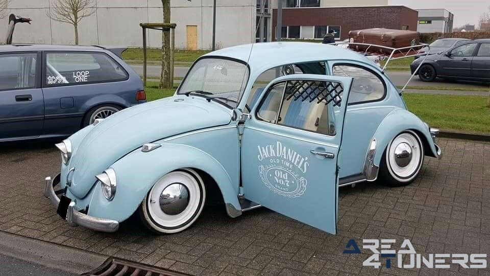 Carevolution 4
Imagen del reportaje de la revista Tuning Area4tuners.es, de la
concentración de coches Tuning del año 2018 en Aalter Bélgica