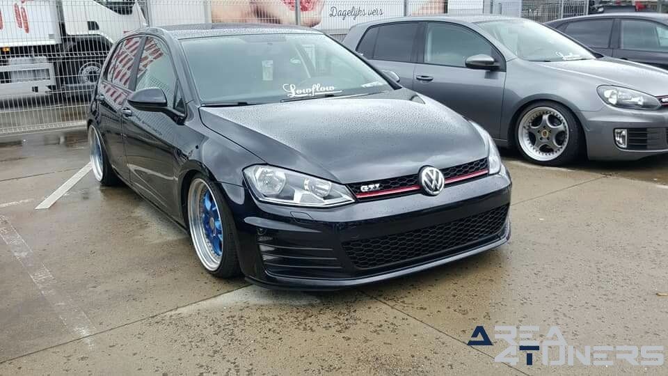 Carevolution 4
Imagen del reportaje de la revista Tuning Area4tuners.es, de la
concentración de coches Tuning del año 2018 en Aalter Bélgica