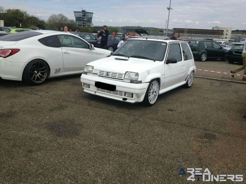 Nogaro Motor Festival 2018
Imagen del reportaje de la revista Tuning Area4tuners.es, de la
concentración de coches Tuning del año 2018 en Nogaro Francia