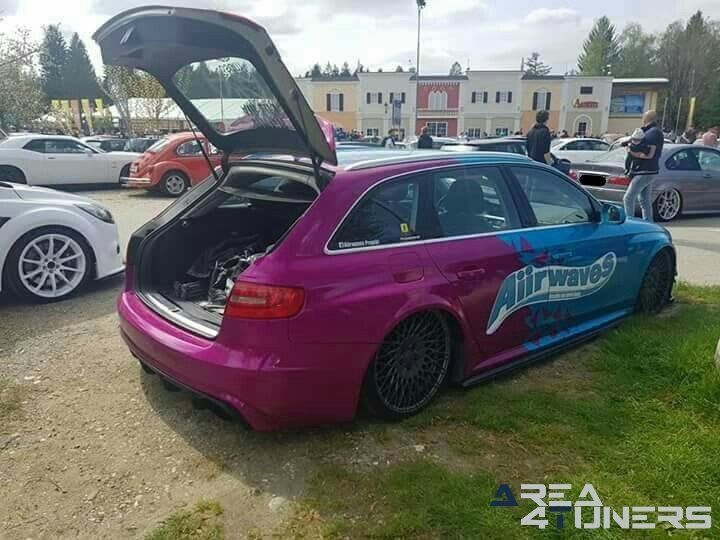 Wörtherseetreff 2018
Imagen del reportaje de la revista Tuning Area4tuners.es, de la
concentración de coches Tuning del año 2018 en Reifnitz Austria