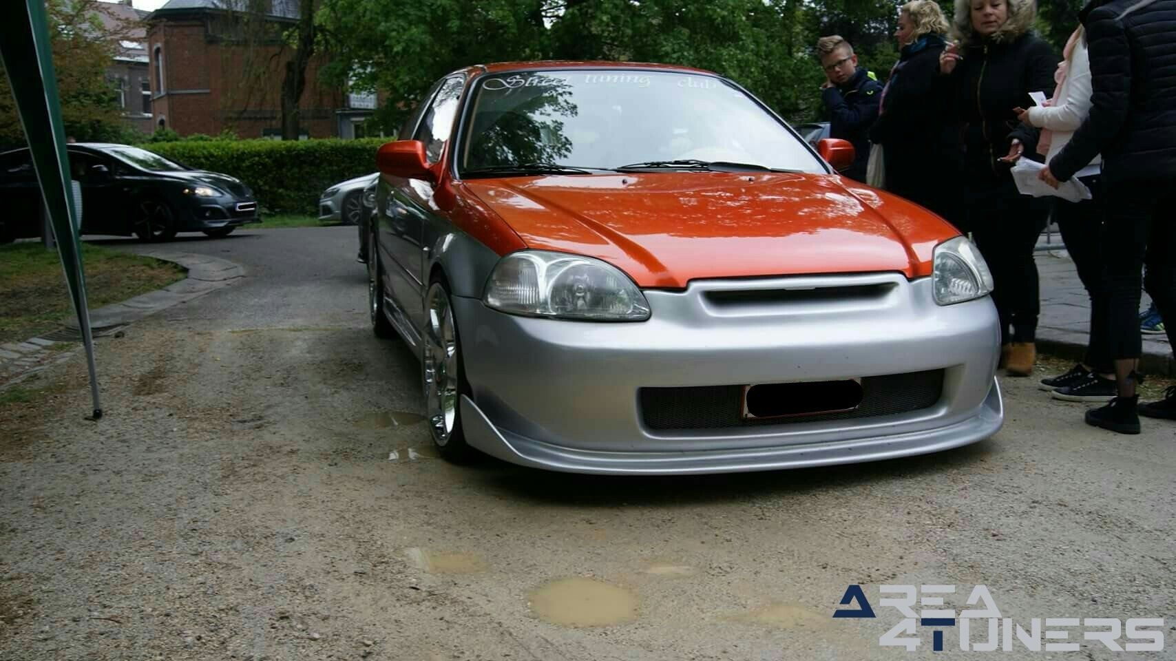 Full Concept Car 2018
Imagen del reportaje de la revista Tuning Area4tuners.es, de la
concentración de coches Tuning del año 2018 en Soignies Bélgica