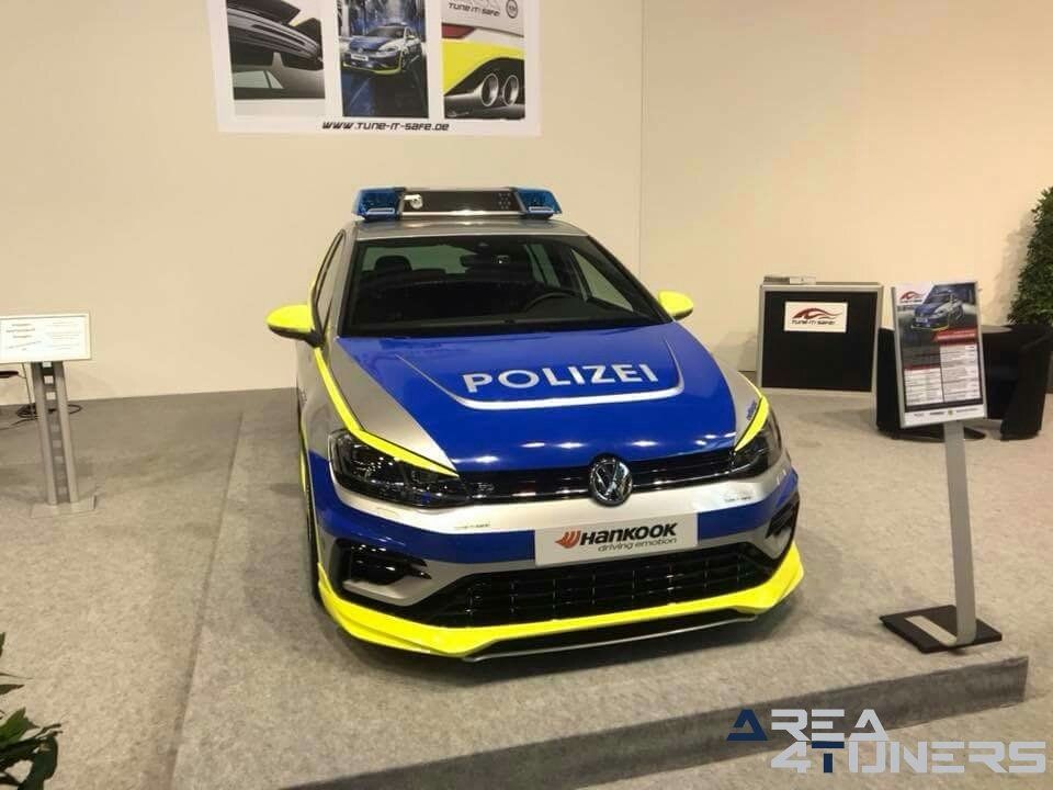 Tuning World Bodensee 2018
Imagen del reportaje de la revista Tuning Area4tuners.es, de la concentración de coches Tuning del año 2018 en Friedrichshafen, Alemania