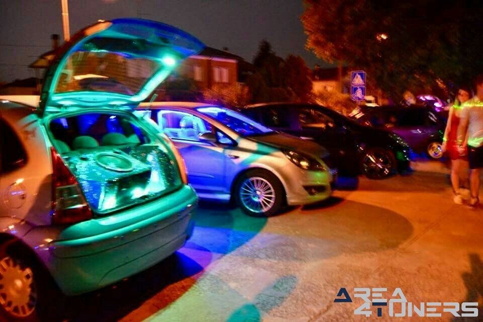 1er Tuning E Birra
Imagen del reportaje de la revista Tuning Area4tuners.es, de la concentración de coches Tuning del año 2018 en Serravalle Italia