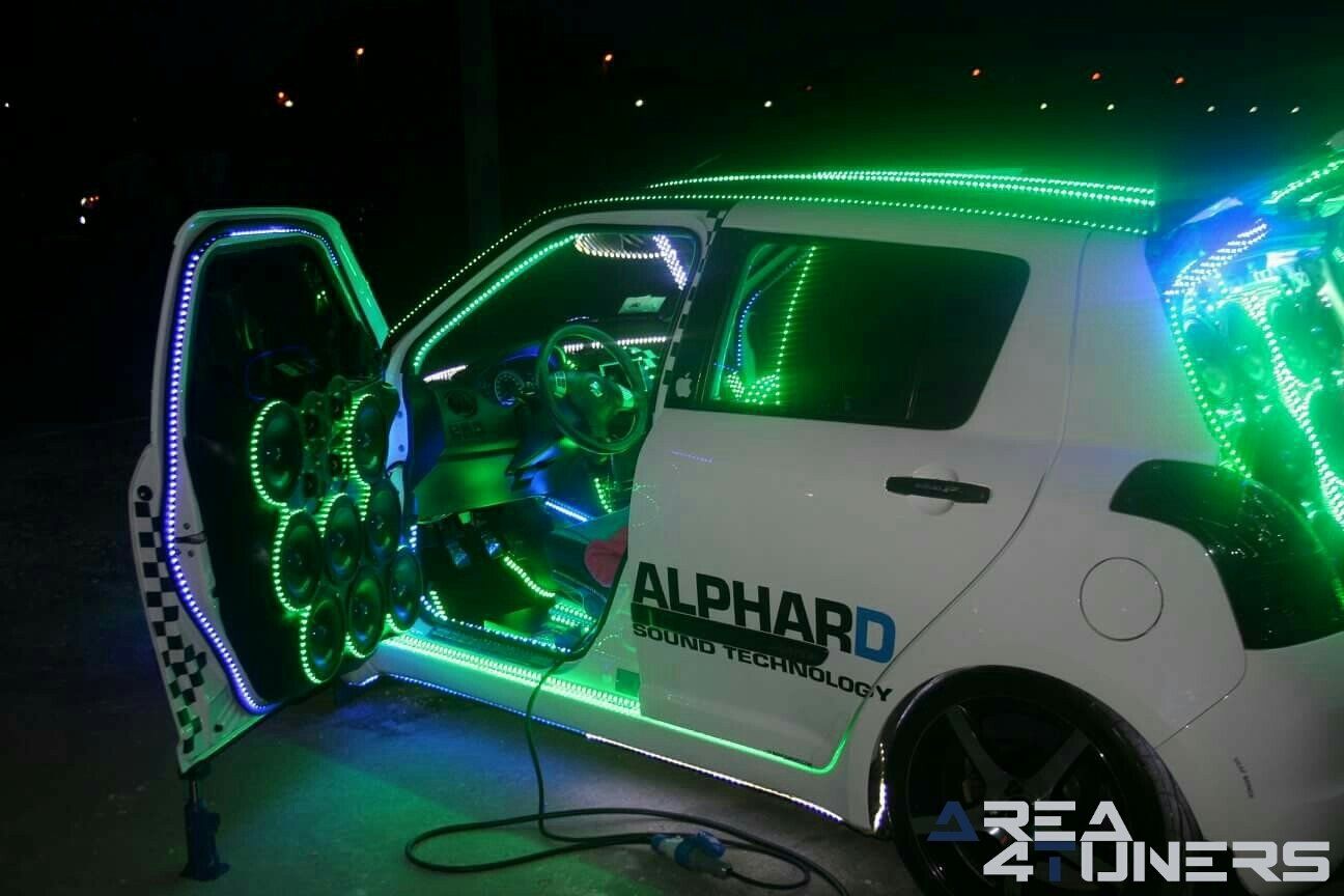 1er Tuning E Birra
Imagen del reportaje de la revista Tuning Area4tuners.es, de la concentración de coches Tuning del año 2018 en Serravalle Italia