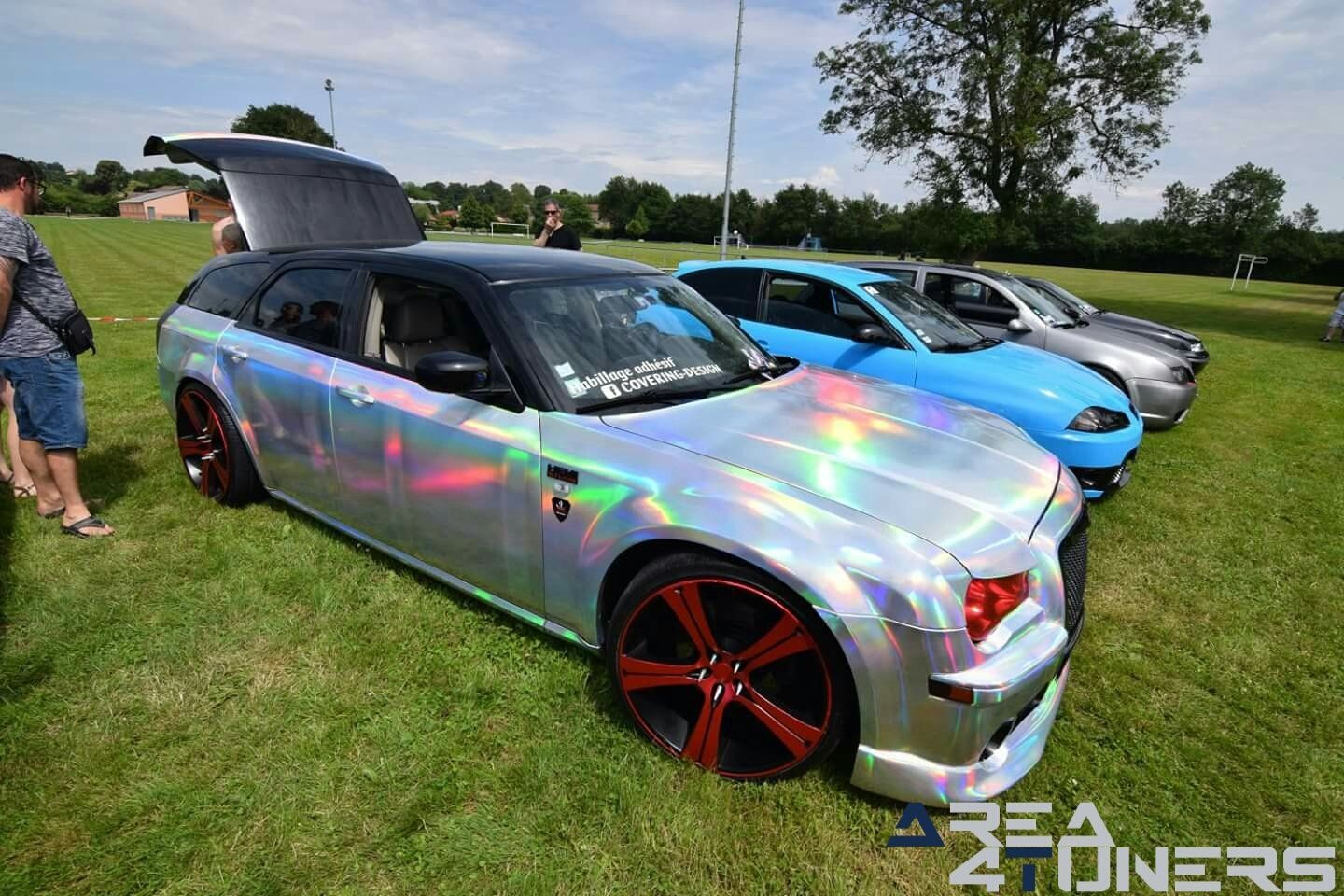 4º S.E.C. Tuning Show
Imagen del reportaje de la revista Tuning Area4tuners.es, de la concentración de coches Tuning del año 2018 en Saint Etienne Francia