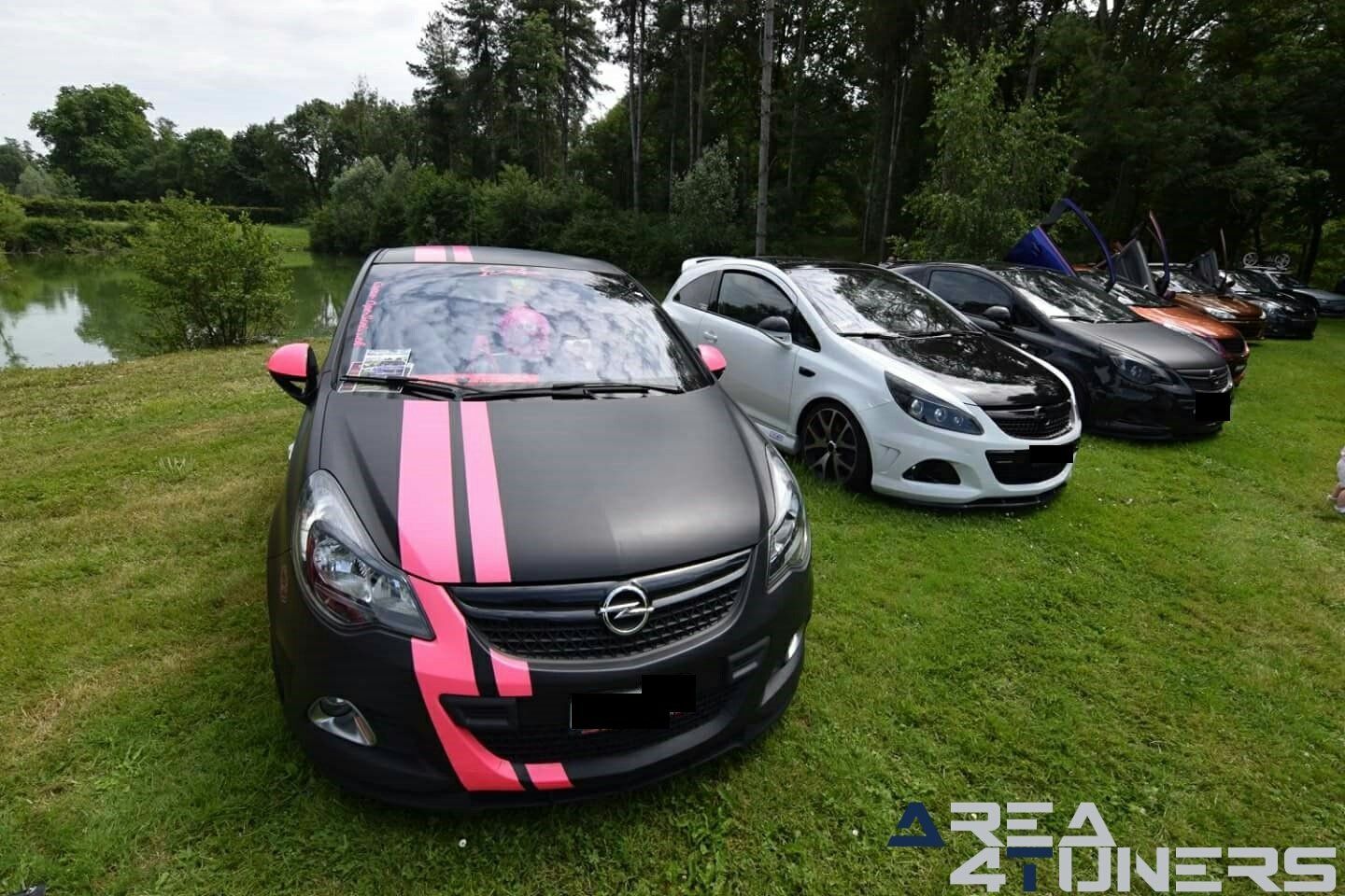 4º S.E.C. Tuning Show
Imagen del reportaje de la revista Tuning Area4tuners.es, de la concentración de coches Tuning del año 2018 en Saint Etienne Francia