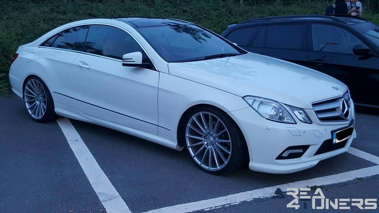 Nitro Sensations 12
Imagen del reportaje de la revista Tuning Area4tuners.es, de la concentración de coches Tuning del año 2018 en Tielt Bélgica