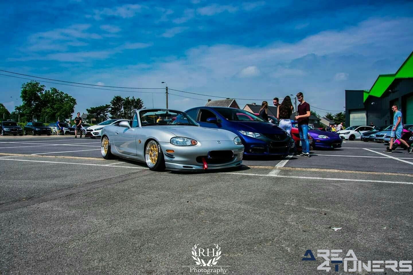 Cruis'in 4 Edition 2k18
Imagen del reportaje de la revista Tuning Area4tuners.es, de la concentración de coches Tuning del año 2018 en Wetteren Bélgica