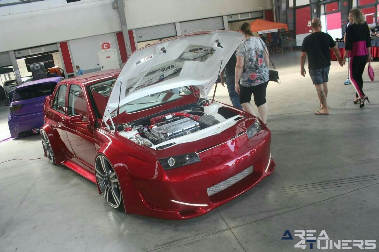 Tuning & Fashion
Imagen del reportaje de la revista Tuning Area4tuners.es, de la concentración de coches Tuning del año 2018 en Adria International Raceway Italia