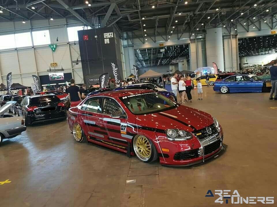 Swiss Car Event 2018
Imagen del reportaje de la revista Tuning Area4tuners.es, de la concentración de coches Tuning del año 2018 en Ginebra Suiza