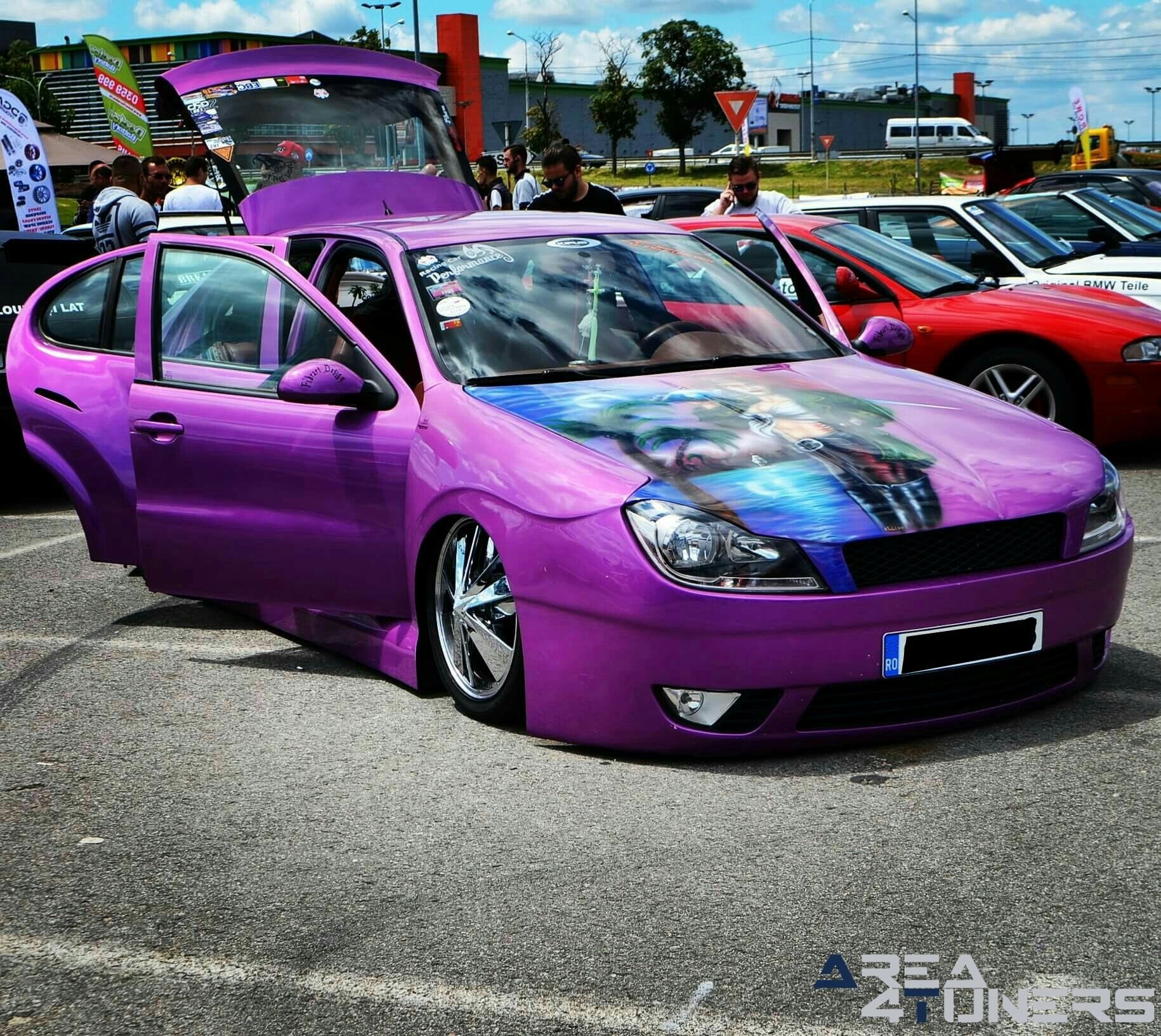 Auto Tuning Show Oradea 2018
Imagen del reportaje de la revista Tuning Area4tuners.es, de la concentración de coches Tuning del año 2018 en Oradea Rumania