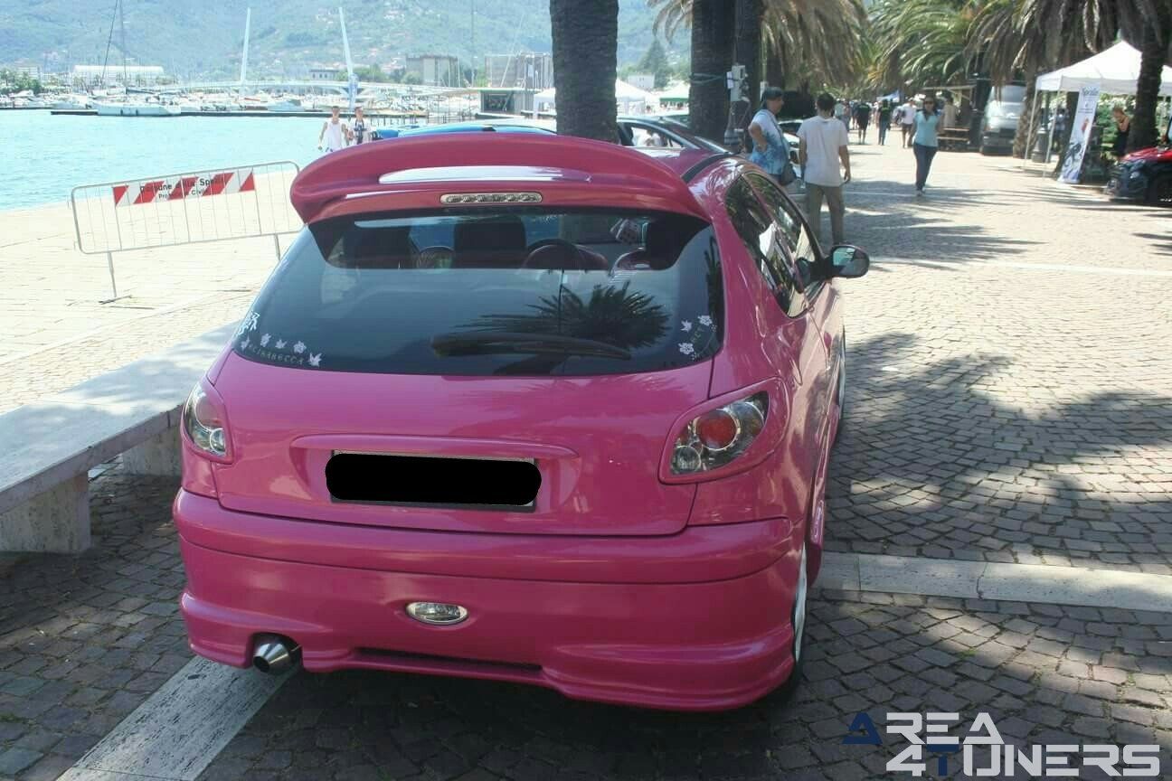 Mc2 Tuning Day La Specia
Imagen del reportaje de la revista Tuning Area4tuners.es, de la concentración de coches Tuning del año 2018 en Passeggiata Morin Italia