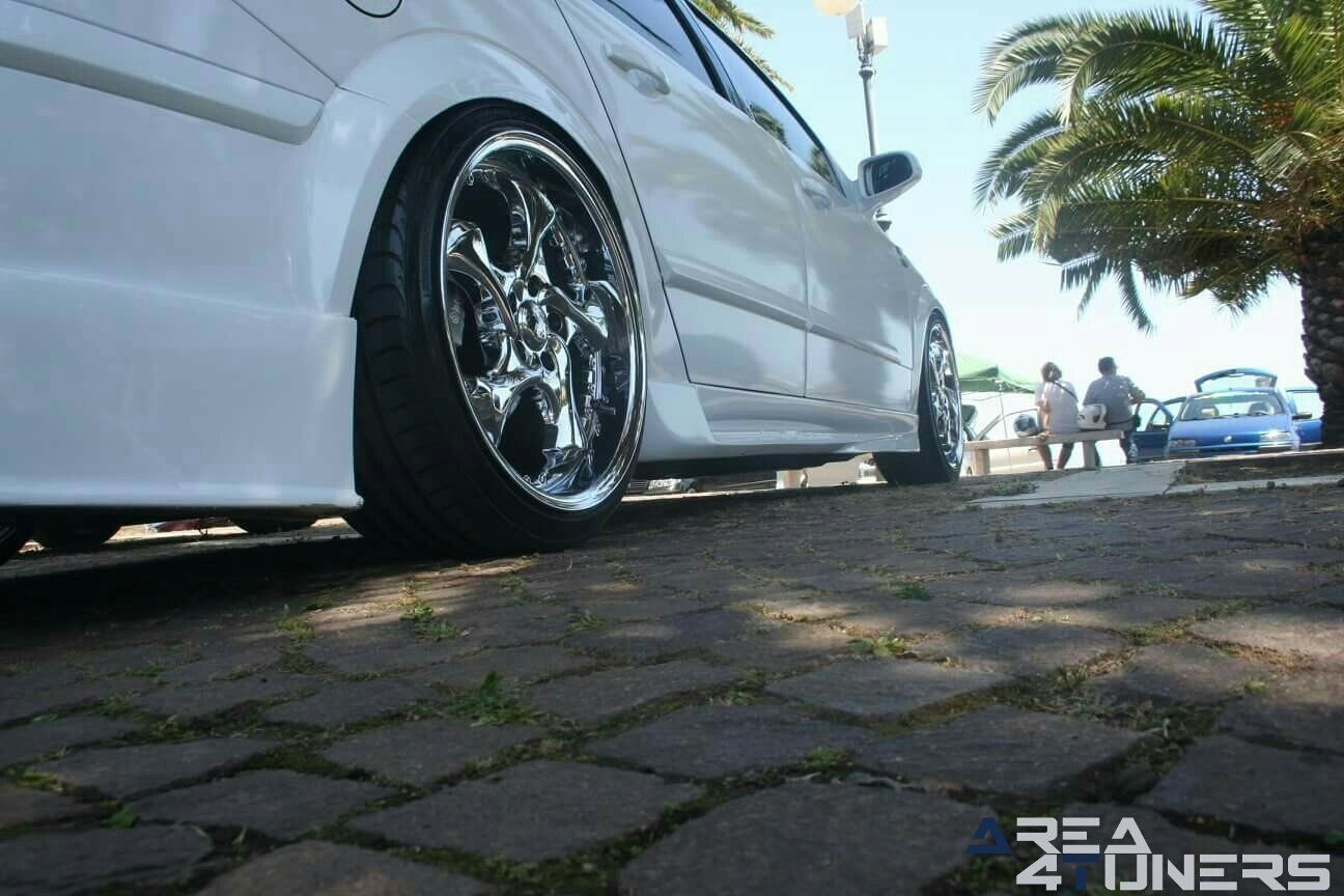 Mc2 Tuning Day La Specia
Imagen del reportaje de la revista Tuning Area4tuners.es, de la concentración de coches Tuning del año 2018 en Passeggiata Morin Italia