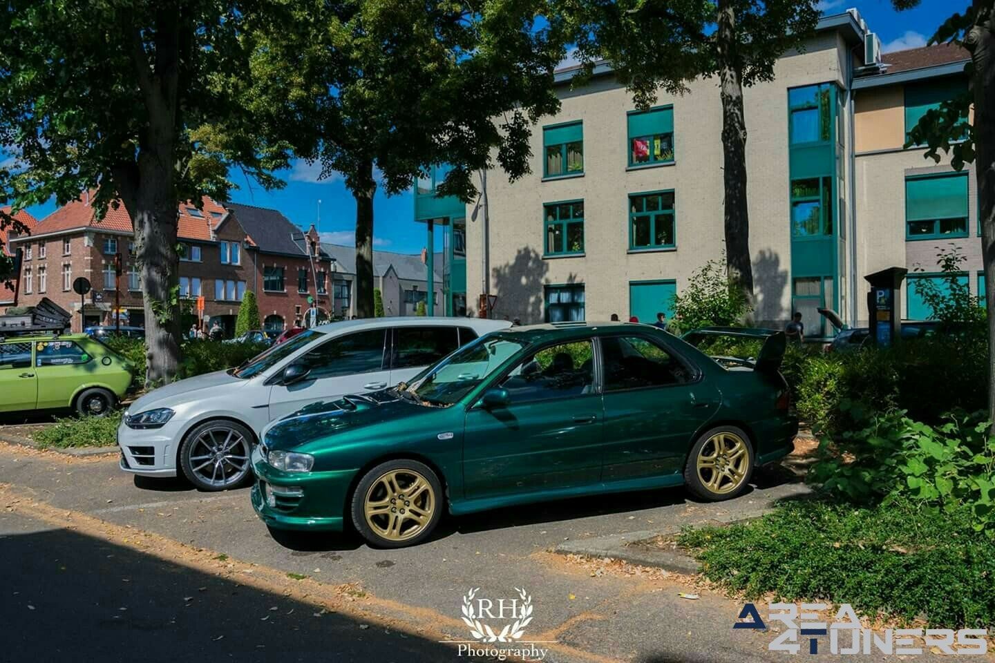 14th Edition Fun Days
Imagen del reportaje de la revista Tuning Area4tuners.es, de la concentración de coches Tuning del año 2018 en Aarschot Bélgica