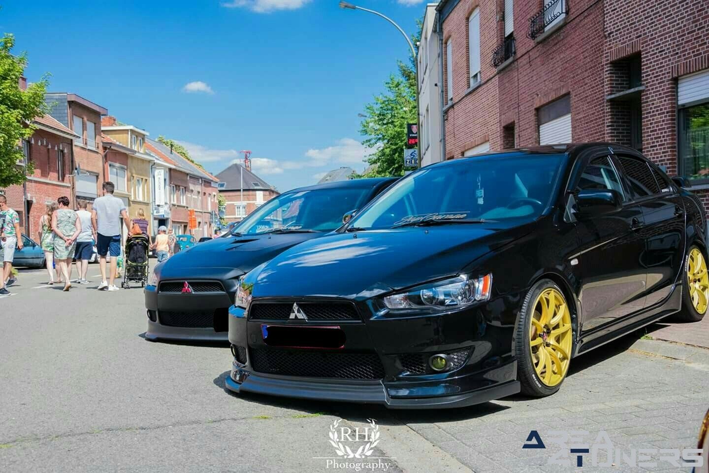 14th Edition Fun Days
Imagen del reportaje de la revista Tuning Area4tuners.es, de la concentración de coches Tuning del año 2018 en Aarschot Bélgica