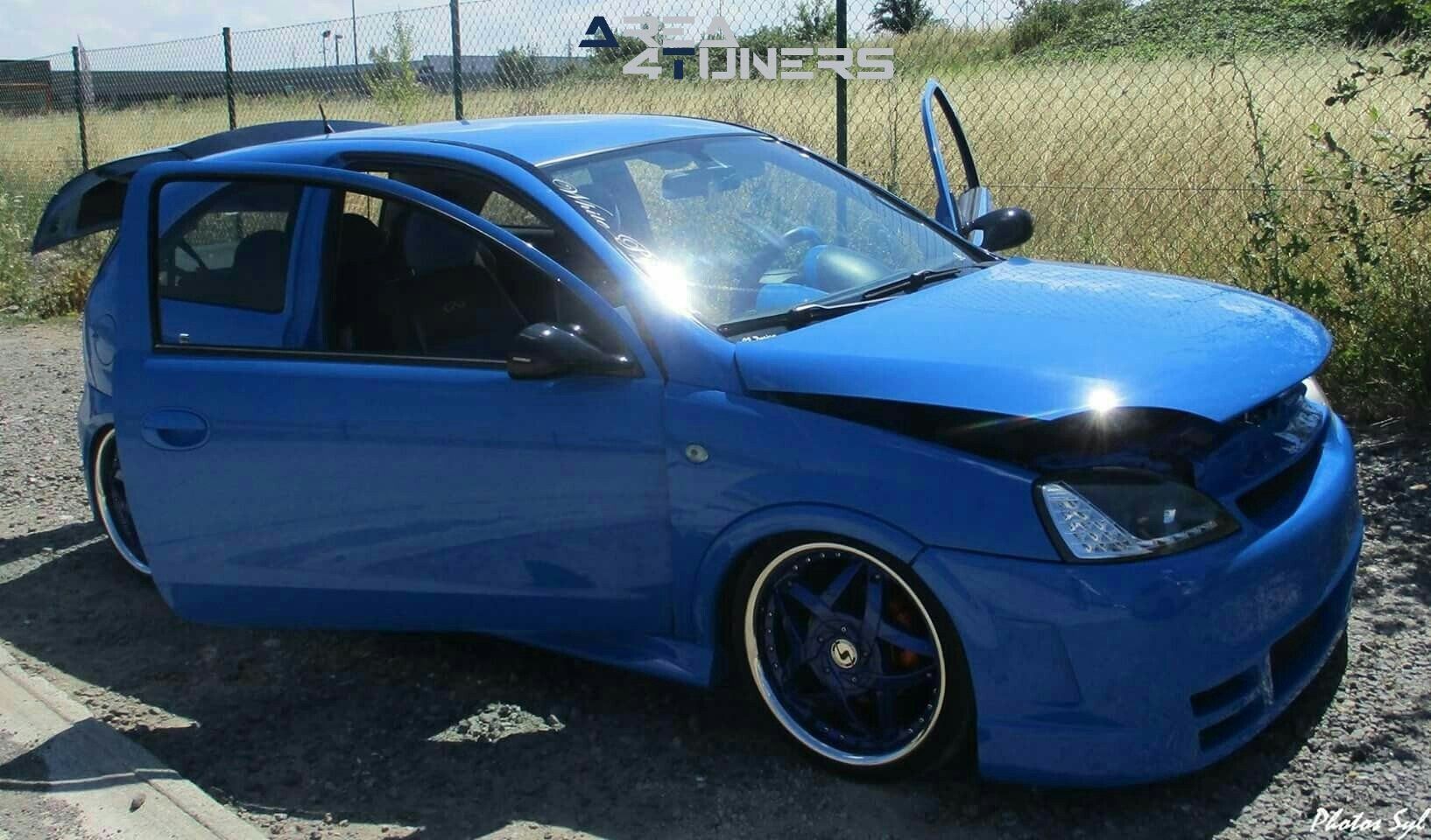 Full Concept Car 18
Imagen del reportaje de la revista Tuning Area4tuners.es, de la concentración de coches Tuning del año 2018 en Courcelles Bélgica