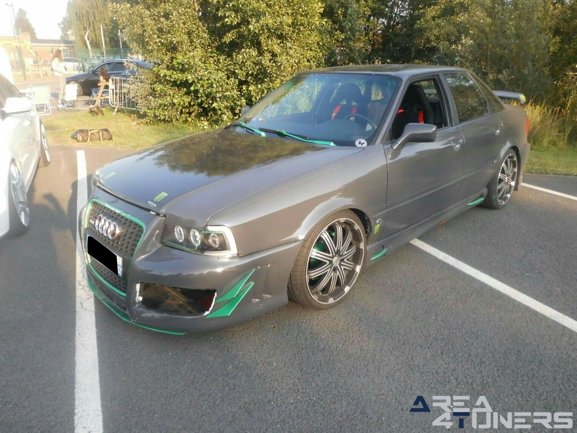 4eme Meeting Tuning Day Anarchy
Imagen del reportaje de la revista Tuning Area4tuners.es, de la concentración de coches Tuning del año 2018 en Isbergues Francia