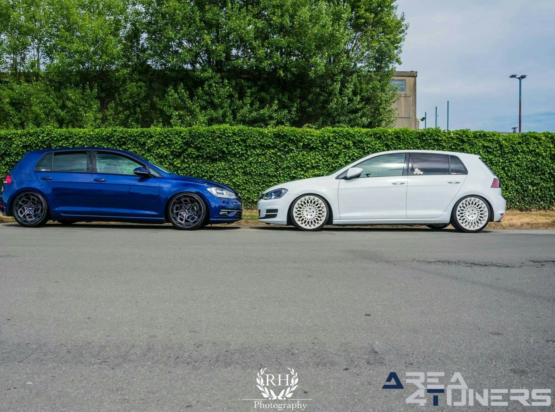 Slammed Sunday Edition 3
Imagen del reportaje de la revista Tuning Area4tuners.es, de la concentración de coches Tuning del año 2018 en Rochesterlaan Gistel Bélgica