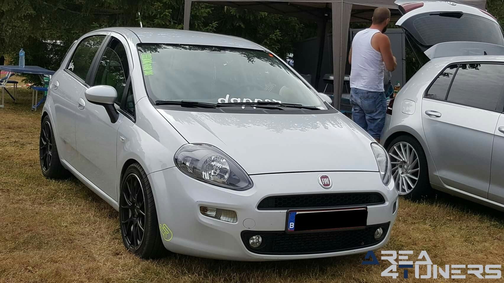 4eme Tuning Au Lac Eau De Heure
Imagen del reportaje de la revista Tuning Area4tuners.es, de la concentración de coches Tuning del año 2018 en Celfontaine Bélgica