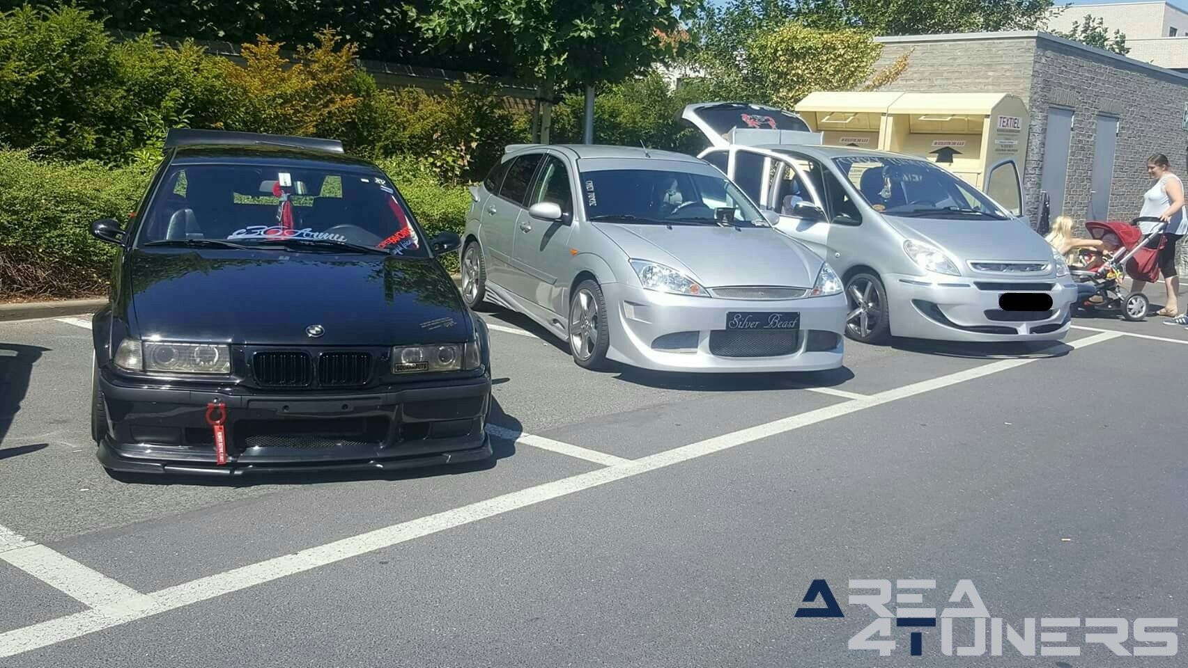 Low Land Car Show
Imagen del reportaje de la revista Tuning Area4tuners.es, de la concentración de coches Tuning del año 2018 en Oostkamp Bélgica