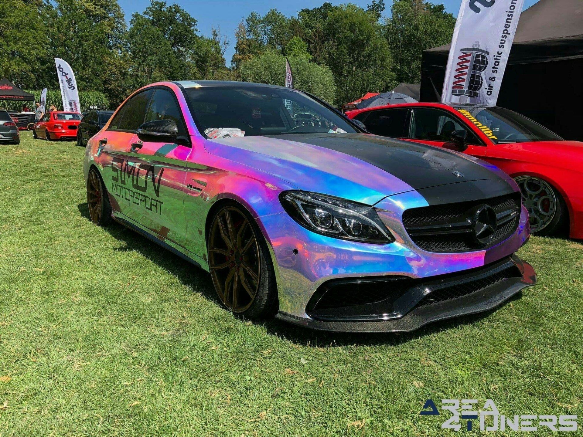 Risenation 2018
Imagen del reportaje de la revista Tuning Area4tuners.es, de la concentración de coches Tuning del año 2018 en Brabant Bélgica