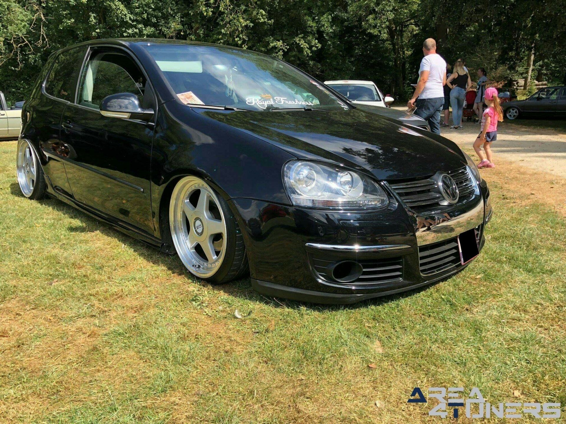 Risenation 2018
Imagen del reportaje de la revista Tuning Area4tuners.es, de la concentración de coches Tuning del año 2018 en Brabant Bélgica