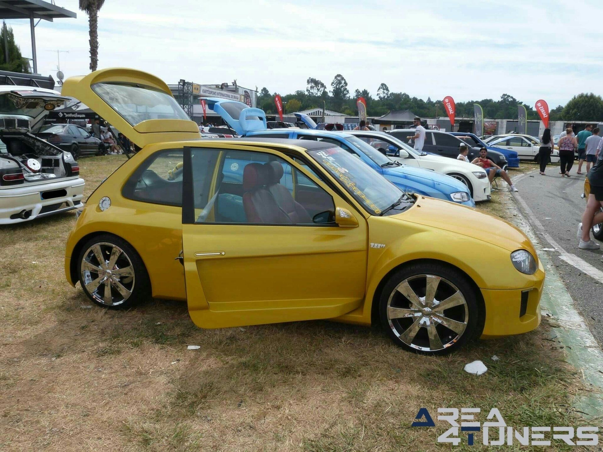 Braga International Car Show 2k18
Imagen del reportaje de la revista Tuning Area4tuners.es, de la concentración de coches Tuning del año 2018 en Braga Portugal