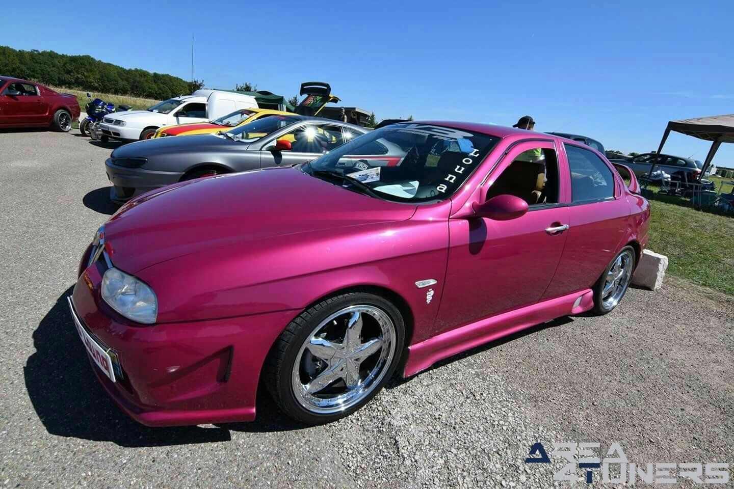 Meeting IC52 2018
Imagen del reportaje de la revista Tuning Area4tuners.es, de la concentración de coches Tuning del año 2018 en Montigny Le Vroi Francia