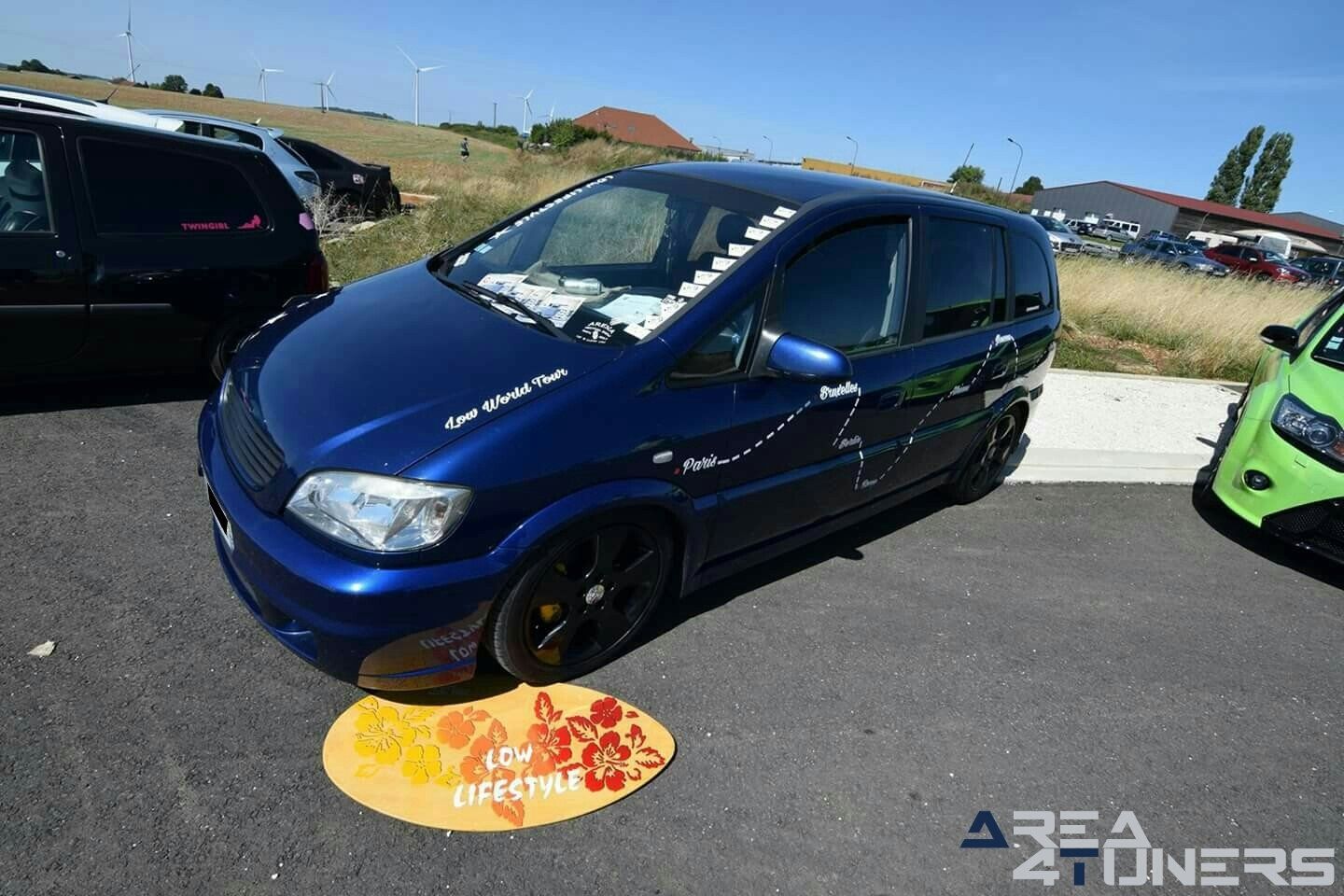 Meeting IC52 2018
Imagen del reportaje de la revista Tuning Area4tuners.es, de la concentración de coches Tuning del año 2018 en Montigny Le Vroi Francia