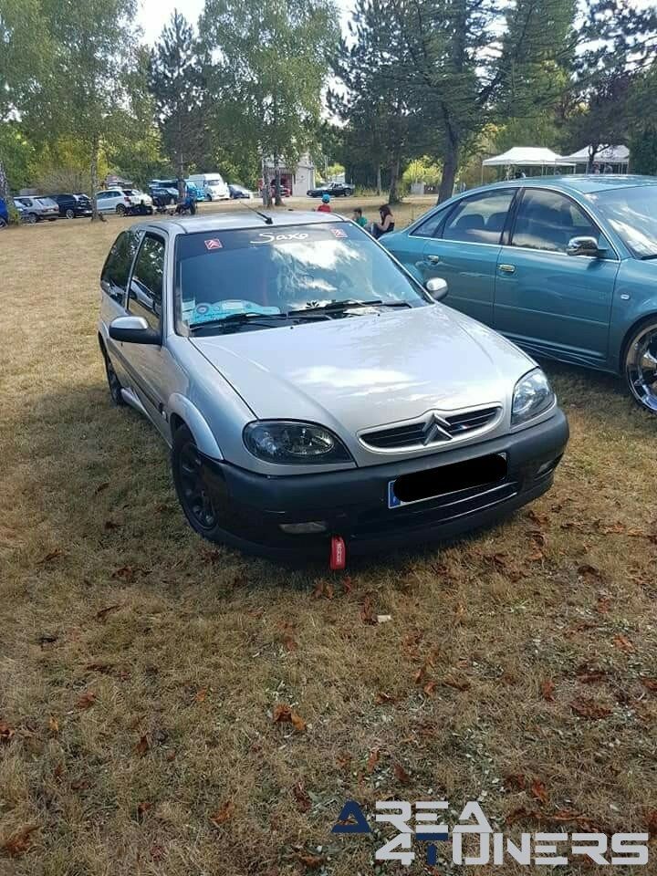 Excellence Car Act 3
Imagen del reportaje de la revista Tuning Area4tuners.es, de la concentración de coches Tuning del año 2018 en La Mothe Saint Heray Francia