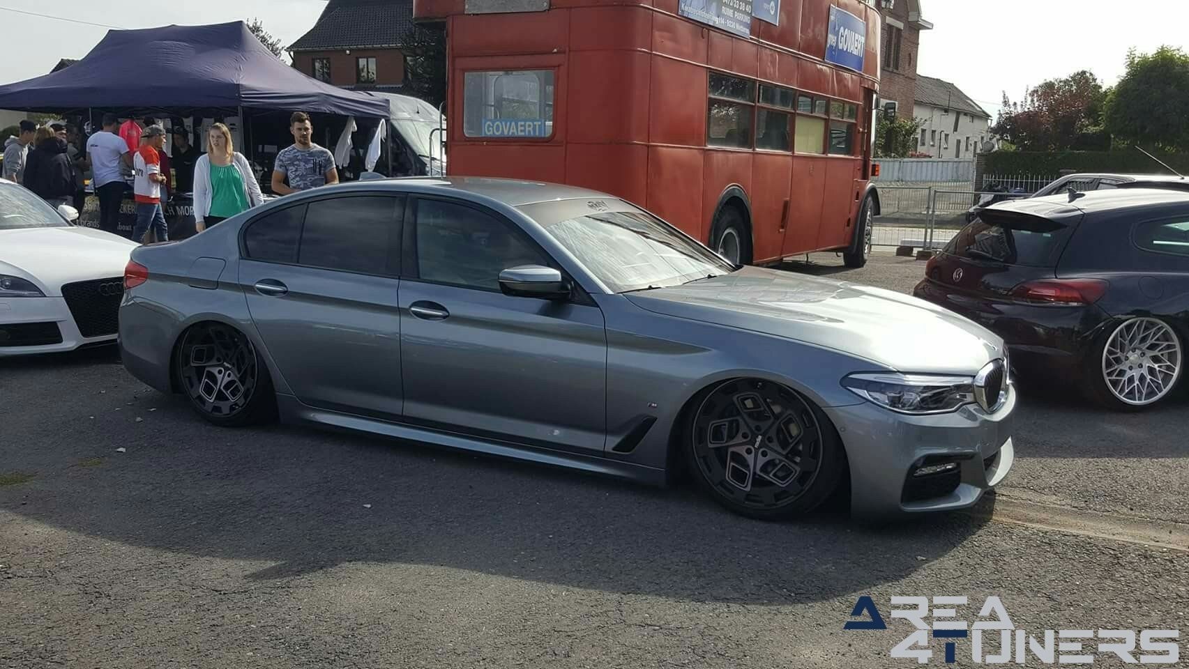 Dream Day
Imagen del reportaje de la revista Tuning Area4tuners.es, de la concentración de coches Tuning del año 2018 en Wetteren Bélgica