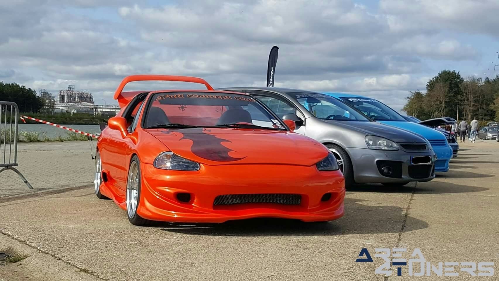 Unlimited Car Meet
Imagen del reportaje de la revista Tuning Area4tuners.es, de la concentración de coches Tuning del año 2018 en Geet Bélgica