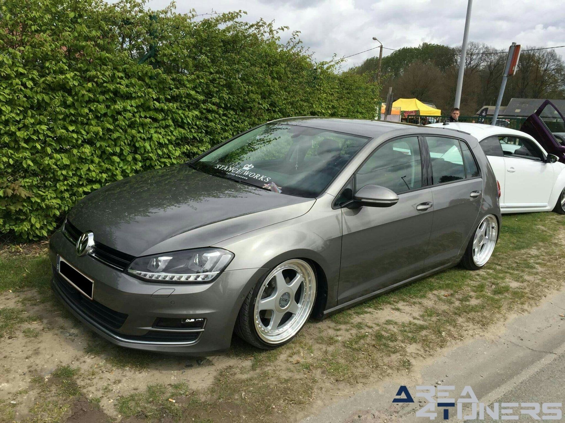 Angel'One Day 5
Imagen del reportaje de la revista Tuning Area4tuners.es, de la concentración de coches Tuning del año 2017 en Ghlin Bélgica