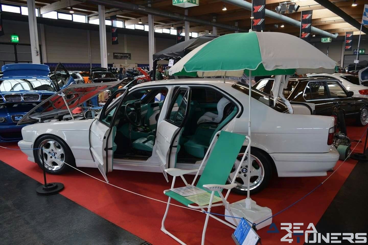 Tuning World Bodensee 2017
Imagen del reportaje de la revista Tuning Area4tuners.es, de la concentración de coches Tuning del año 2017 en Friedrichshafen Alemania