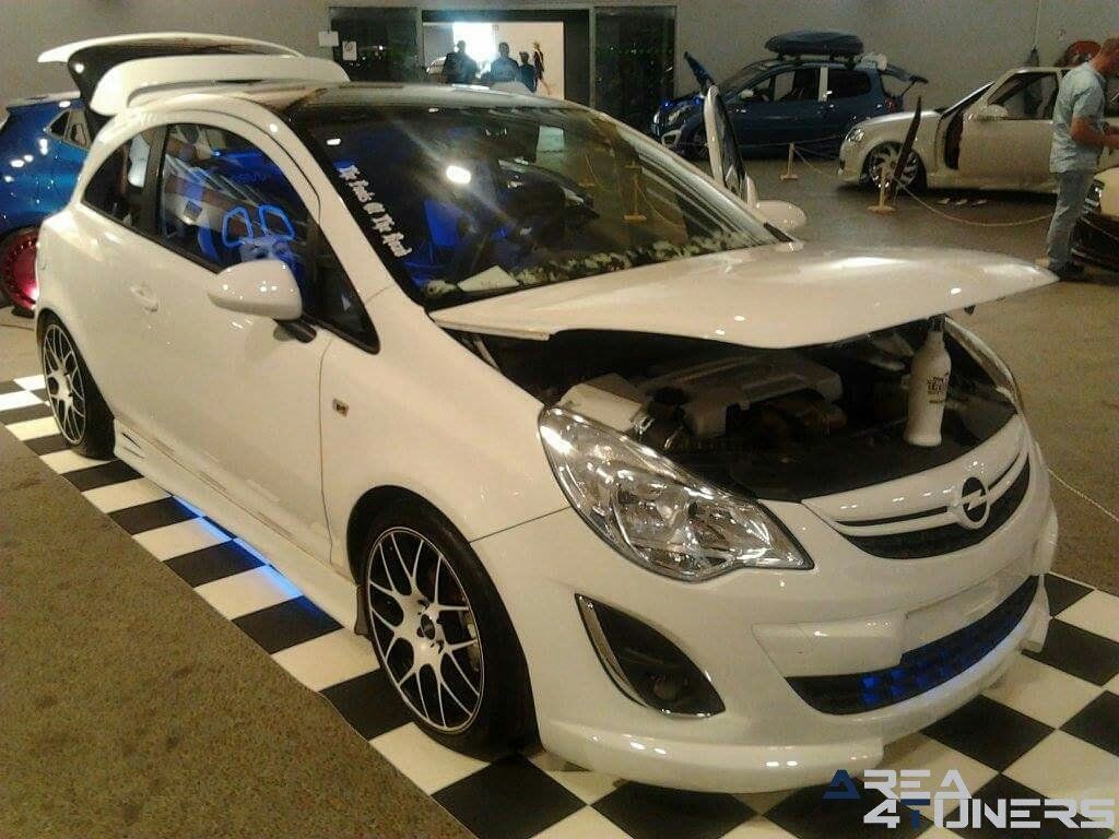 12º Internacional Amnesia Tuning Show
Imagen del reportaje de la revista Tuning Area4tuners.es, de la concentración de coches Tuning del año 2017 en Epinal Francia